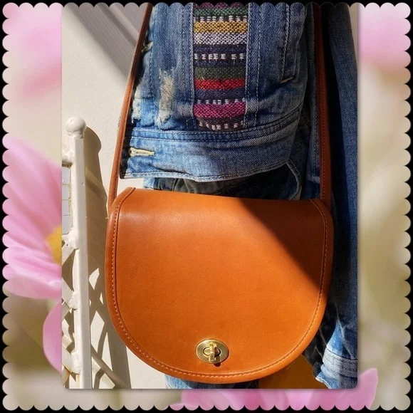 VINTAGE COACH BRITISH TAN LEATHER CROSSBODY MINI BAG 9825 - Picture 9 of 17